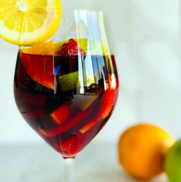 Best-Red-Sangria-in-wine-glass-with-fruit