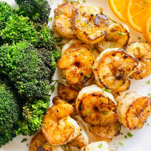 pan seared shrimp recipe with lemon and broccoli.